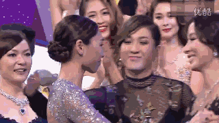 搜狐娱乐明星吃瓜视频,明星吃瓜视频盘点，揭秘娱乐圈幕后故事